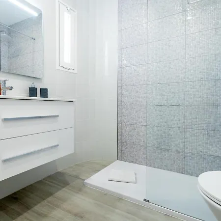 31 Cristianos Front Sea, Pool Free Wifi * Los Cristianos (Tenerife)