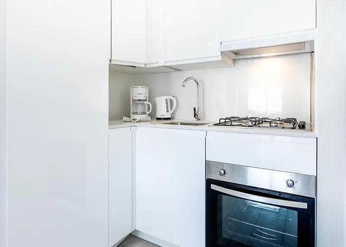 31 Cristianos Front Sea, Pool Free Wifi Apartman *