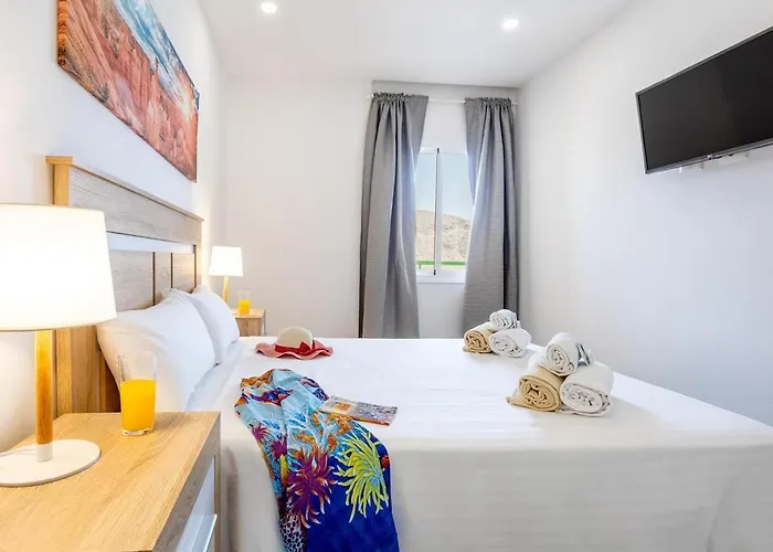 Apartman 31 Cristianos Front Sea, Pool Free Wifi *